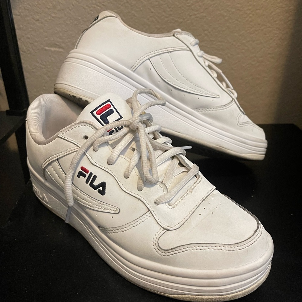 Fila women’s sneakers 8